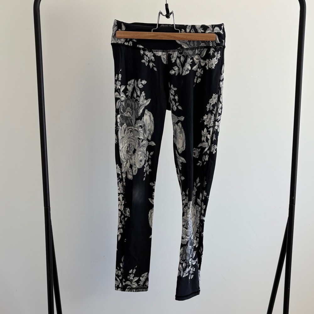 Albion Black and White Floral Jeggings
